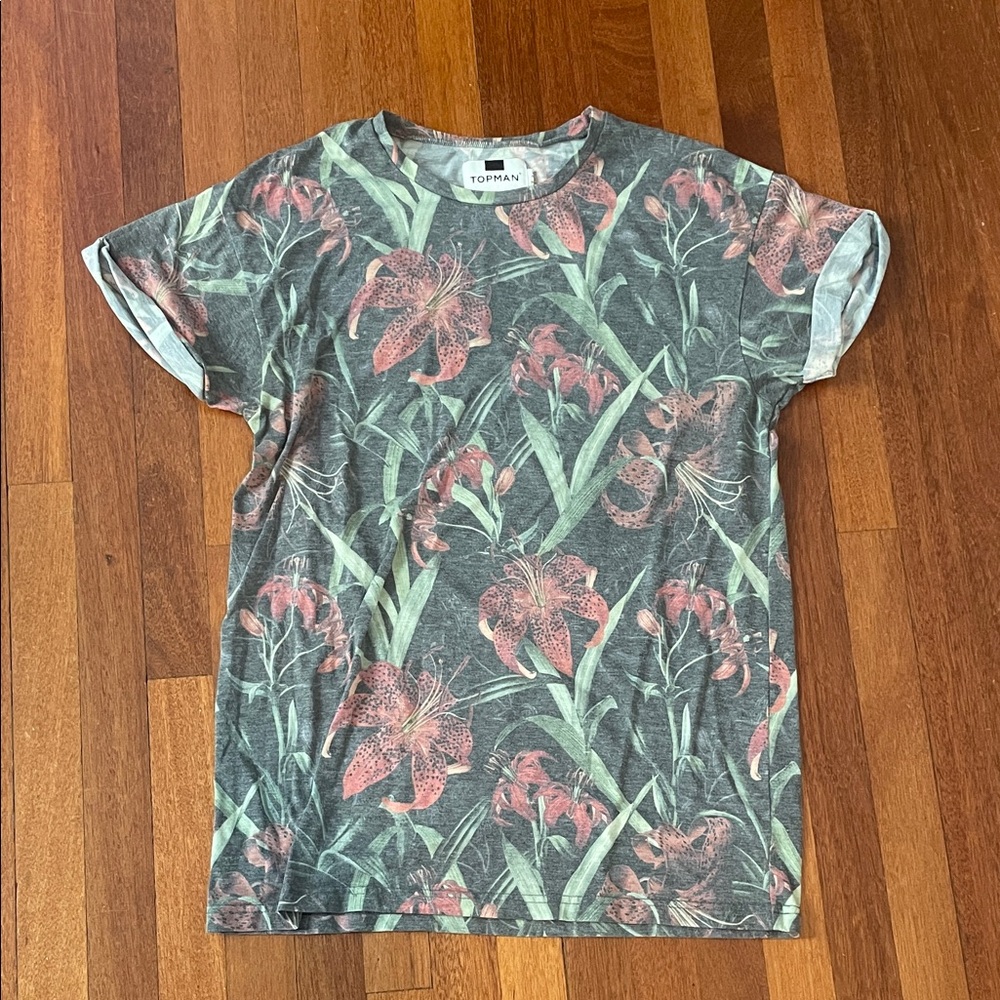 Topman Gray T-Shirt with Pink and Green Floral Design